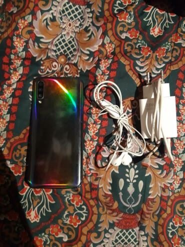 сотовые телефоны: Samsung Galaxy A50, Колдонулган, 64 ГБ, 2 SIM