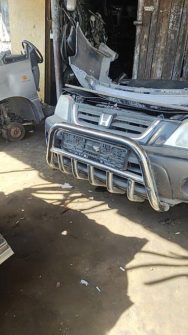 Инструменты для авто: Продаю автозапчасти на автомашин марки Мазда трибють 3куб Тойота — 3
