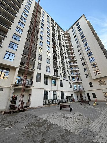 kredıtle evler: 4 otaqlı, Yeni tikili, 195 kv. m — 1