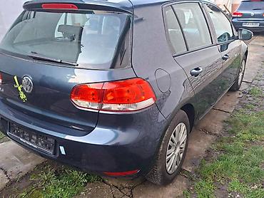 auto pragovi: Volkswagen Golf 6 1.4 2009 godište Golf je prešao 221000 km, benzin — 2