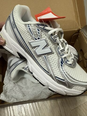 визитка мужская одежда: Эркектердин кроссовкасы, 37, New Balance, Жаңы, түсү - Ак, Өзү алып кетүү