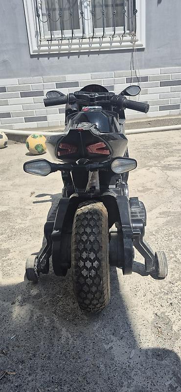 elektrikli maşınlar: Salam adaptirli moto satilir usağ üçün demey olar surulmuyub özüm — 6