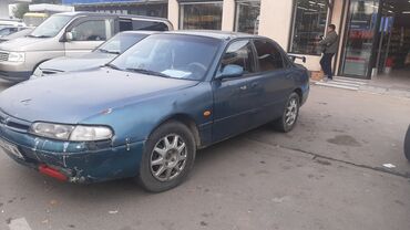 Mazda: Mazda 626: 1992 г., 2 л, Механика, Бензин, Седан