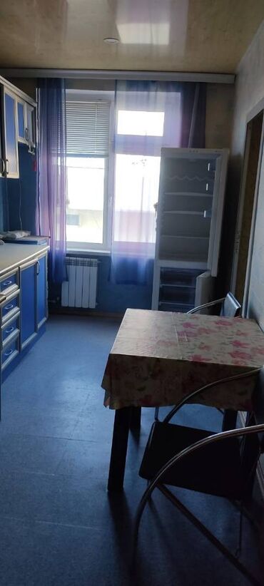 Köhnə tikili: Bakı, 4 otaqlı, Köhnə tikili, m. 28 may, 80 kv. m — 3