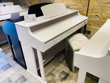 roland lucina: AZERBAYCANDA MEDELI elektro pianolarinin resmi distribyutoru Royal