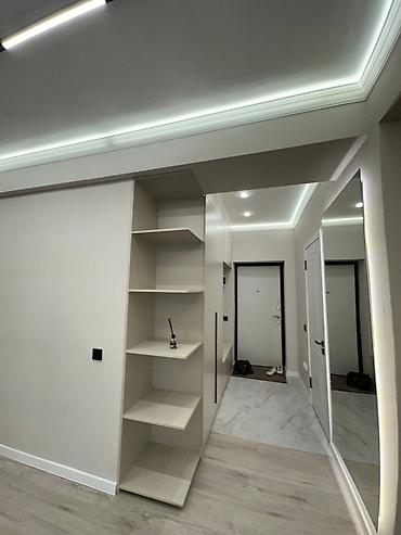 Ремонт под ключ: 🏡 Продается уютная 3-комнатная студия в ЖК «Ала-Тоо»! ✨ Площадь: 56 — 6