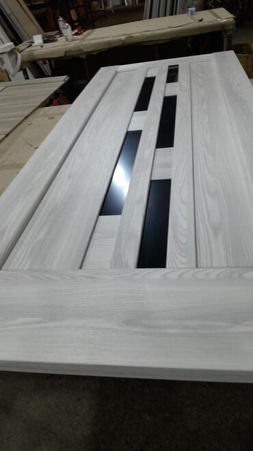 Otaq qapıları: Ekonom qapı 
Rusiya istehsalı
Zamok
Petlələr
Çərçivələri
Naliçniklər — 25