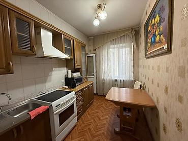 Продажа квартир: 3 комнаты, 61 м², ул. Чынгыз Айтматова Индивидуалка, 4 этаж, Косметический ремонт — 8