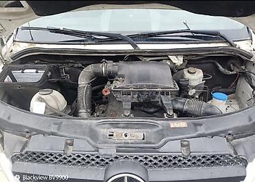 Легкий грузовой транспорт: Легкий грузовик, Mercedes-Benz — 9