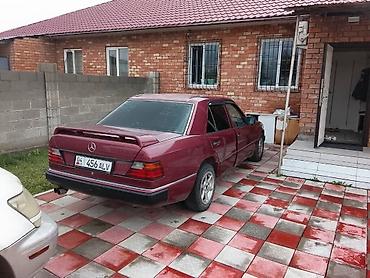 Mercedes-Benz W124: 1990 г., 2.3 л, Механика, Бензин, Седан