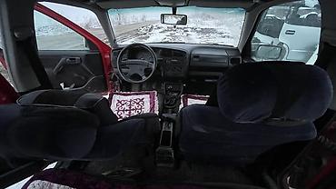 Volkswagen: Volkswagen Vento: 1993 г., 1.8 л, Механика, Бензин, Седан — 9