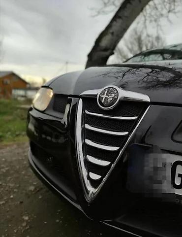 Auto delovi, gume i tjuning: Alfa Romeo GT kompletan auto za delove. Alfa Romeo GT KOMPLETAN AUTO — 10