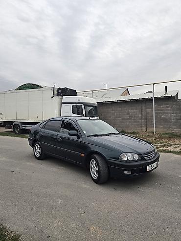 avensis 2001: Toyota Avensis: 1998 г., 1.8 л, Механика, Бензин, Хэтчбэк — 3