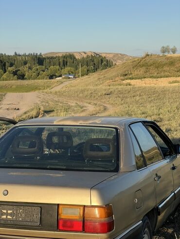 авто лизинг рассрочка: Audi 100: 1990 г., 2.2 л, Механика, Бензин, Седан
