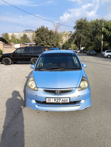 фит ветровик: Honda Fit: 2003 г., 1.3 л, Вариатор, Бензин, Хэтчбэк