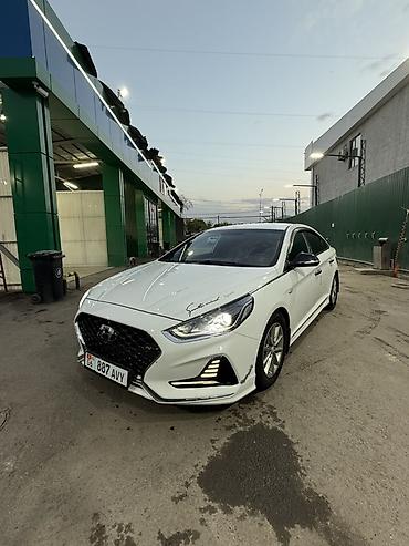 Продажа авто: Hyundai Sonata: 2021 г., 2 л, Газ, Седан — 4