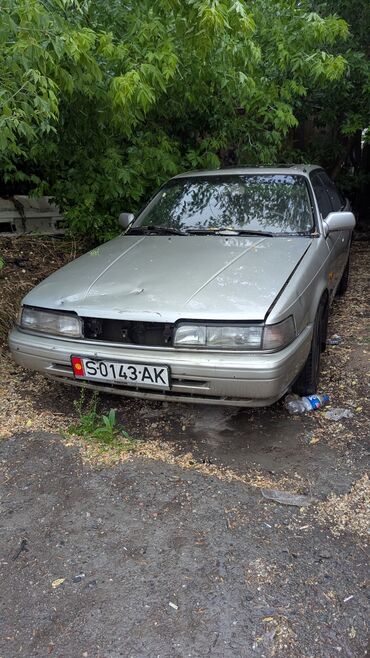 Mazda: Mazda 626: 1990 г., 2 л, Механика, Дизель, Хэтчбэк