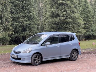 Honda: Honda Fit: 2004 г., 1.5 л, Вариатор, Бензин, Хэтчбэк