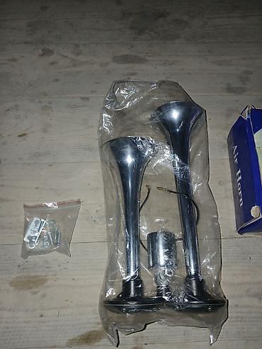 hava pompası: İki borulu hava siqnalı (air horn) - Gərginlik: 12V/24V (etiketdə — 5
