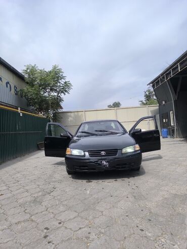 купить машину шевроле: Toyota Camry: 1999 г., 2.2 л, Автоматтык, Бензин, Седан