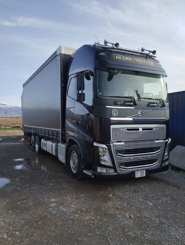 купить прицеп зиловский: Тягач, Volvo, 2015 г., Шторный