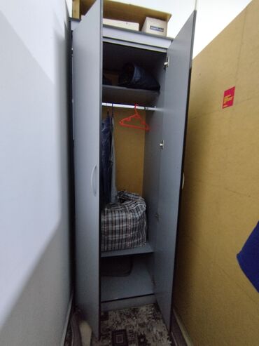 шкаф в коридор: Шкаф, Для одежды, Б/у