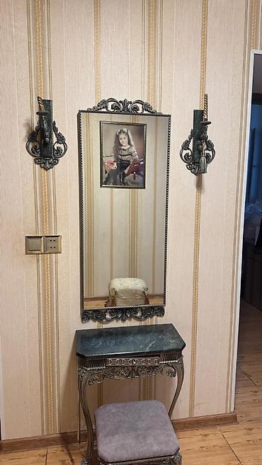 taburetka satilir: Keçmişin 250₼ satılır Ünvan 4 mik Klassik üslubda dekorativ konsol — 1