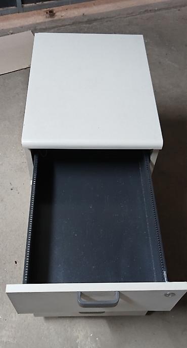Kancelarijski fiokari: Kancelarijski fiokar na točkićima – 3 fioke, - Materijal: metalno — 7