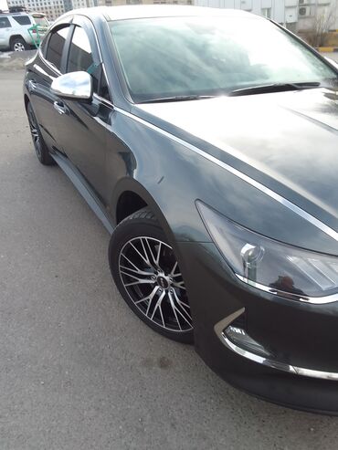 Hyundai: Hyundai Sonata: 2019 г., 2 л, Автомат, Газ, Седан — 12