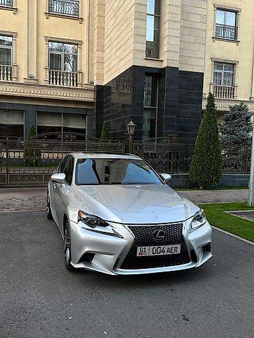leksus 600: Lexus IS: 2016 г., 2 л, Седан — 1