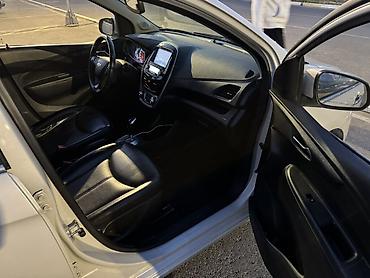 шевролет спарк: Chevrolet Spark: 2017 г., 1 л, Автомат, Бензин, Хэтчбэк — 6