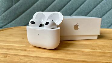 продаю airpods: Костные, Apple, Новый, Беспроводные (Bluetooth), Классические