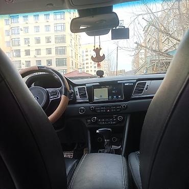 Kia: Kia Niro: 2018 г., Автомат, Гибрид, Кроссовер — 10