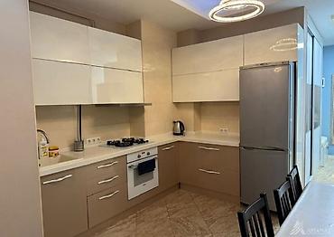 Продажа квартир: 2 комнаты, 61 м², Бишкек Парк ТРЦ Элитка, 3 этаж, Дизайнерский ремонт — 4