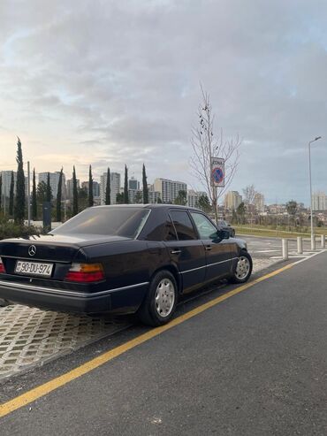 Mercedes-Benz: Mercedes-Benz E 200: 2 l | 1991 il — 4