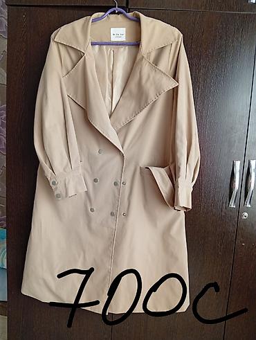 Плащи: Женская верхняя одежда и пиджак — несколько моделей. 1) Бежевый тренч — 1