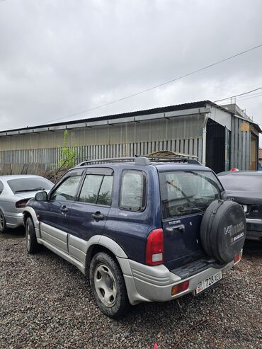 Suzuki: Suzuki Grand Vitara: 2001 г., 2.5 л, Автомат, Бензин, Внедорожник