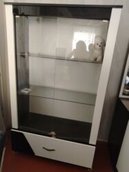 Masa və oturacaq dəstləri: Qonaq otağı üçün, İşlənmiş, Açılmayan, Dördbucaq masa — 12