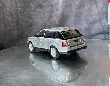 Avtomobil modelləri: 2006 il, 1:35, Dəmir, Ödənişli çatdırılma — 12