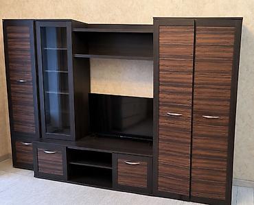 study table: Стенка-шкаф, Тип стенки-шкафа: Горка, Для зала, Б/у, Особенности: С отделением под телевизор — 1