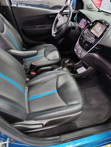 Chevrolet: Chevrolet Spark: 2019 г., Бензин — 12