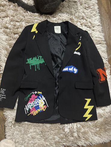 tek pencek: Quzu markası ceket trendyoldan alının əla vəziyyətdə