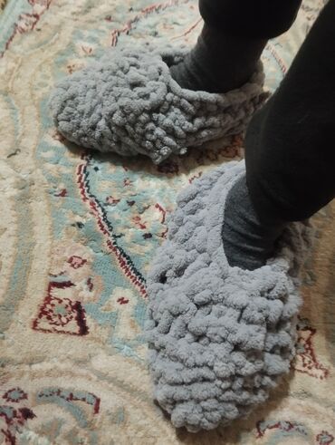 обувь 19 размер: Домашние тапочки-следки из плюшевой пряжи. - Цвет: светло‑серый. -