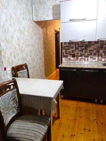 kohnə binalar: Bakı, Qaraçuxur qəs., 2 otaqlı, Köhnə tikili, 60 kv. m — 1