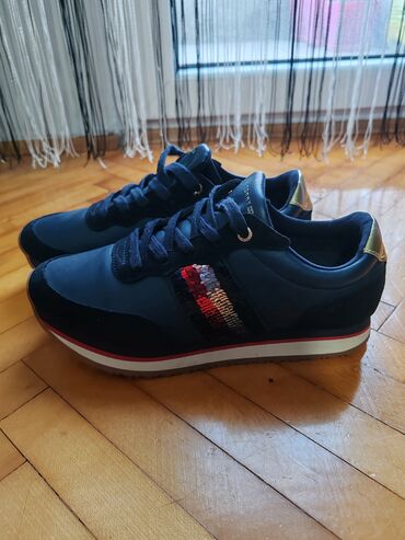 Sneakers & Athletic shoes: Tommy Hilfiger, 40, color - Blue