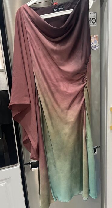 Ziyafət donları: Ziyafət donu, Midi, Zara, L (EU 40)