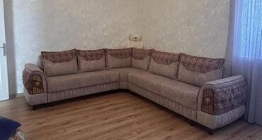 Masalar və oturacaqlar: Künc divan, İşlənmiş, Açılan, Bazalı