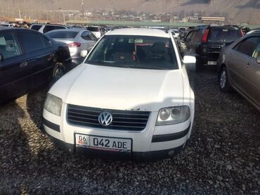 Volkswagen: Volkswagen Passat: 2001 г., 1.6 л, Механика, Бензин, Универсал