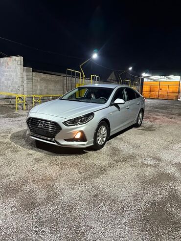 hyndai santa fe: Hyundai Sonata: 2019 г., 2 л, Автомат, Газ, Седан