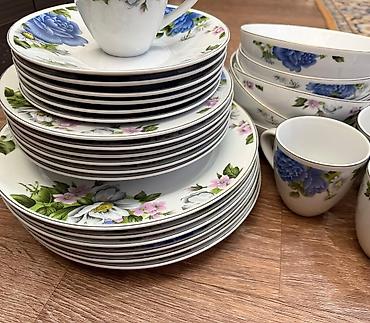 3 размера тарелок по 6 шт и крушки at lalafo.kg 3 размера тарелок по 6 шт и крушки